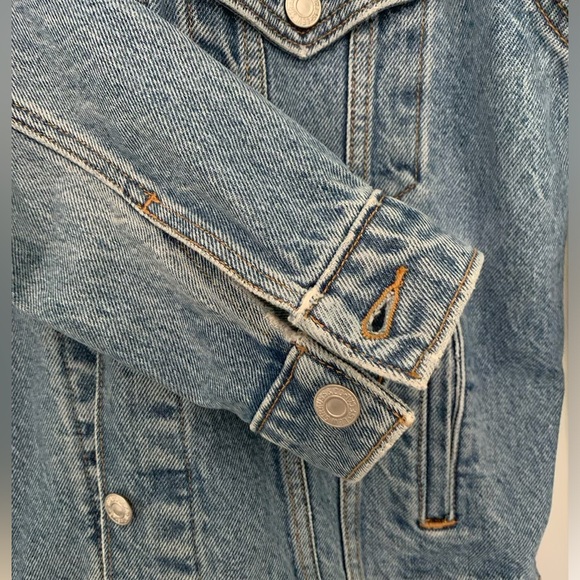 Levi Jean Jacket - Picture 5 of 6